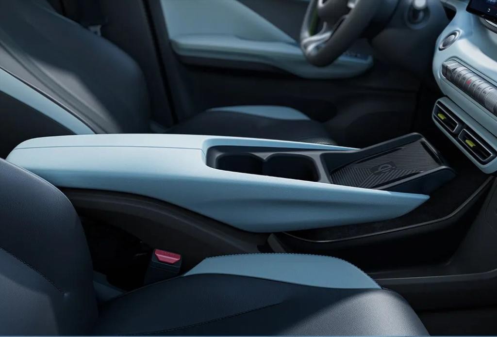 动作频频！比亚迪海洋网两款新车将亮相上海车展 RF11F7r09sp9109Pjpg