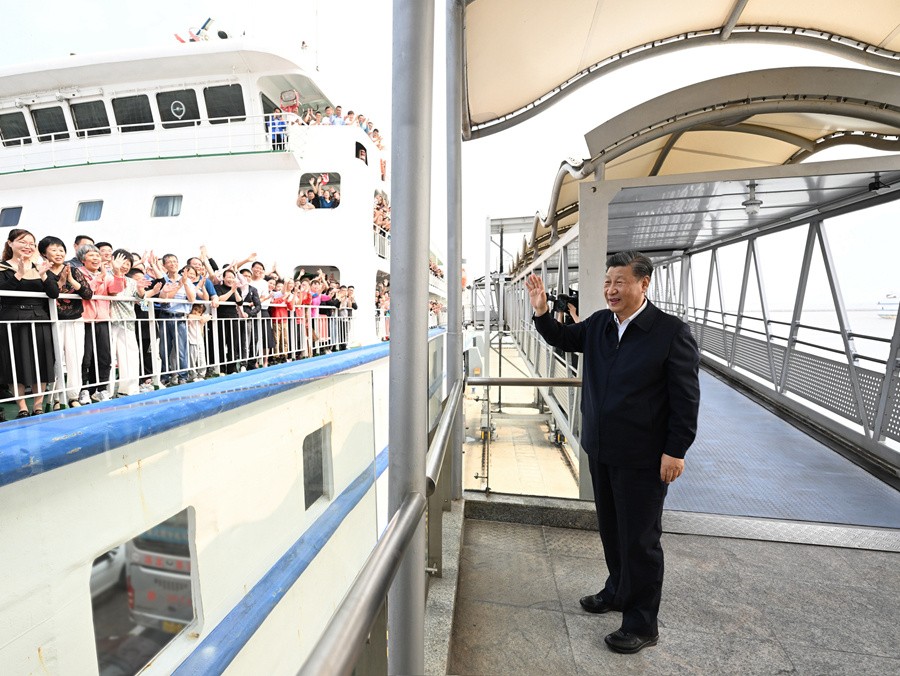 “在推进中国式现代化建设中走在前列”——习近平总书记考察广东纪实 Rzr3g4oP4aphk4aajpg